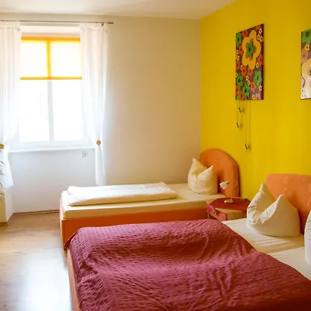 Restaurant Löwen Hotell Zell im Wiesenthal